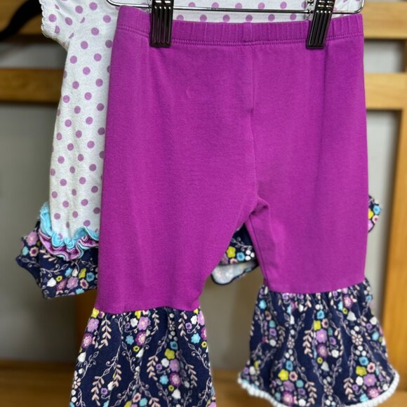 💜 Boutique 2-Piece Ruffle Outfit – 12M baby girl - Picture 4 of 6